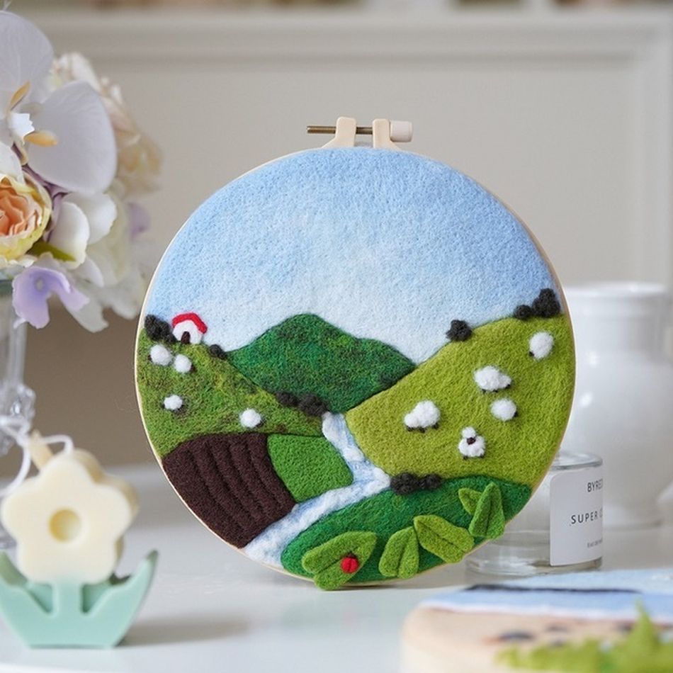 Needle Wool Felt Painting Craft Kits With 20x20cm Frame Hillside Farm