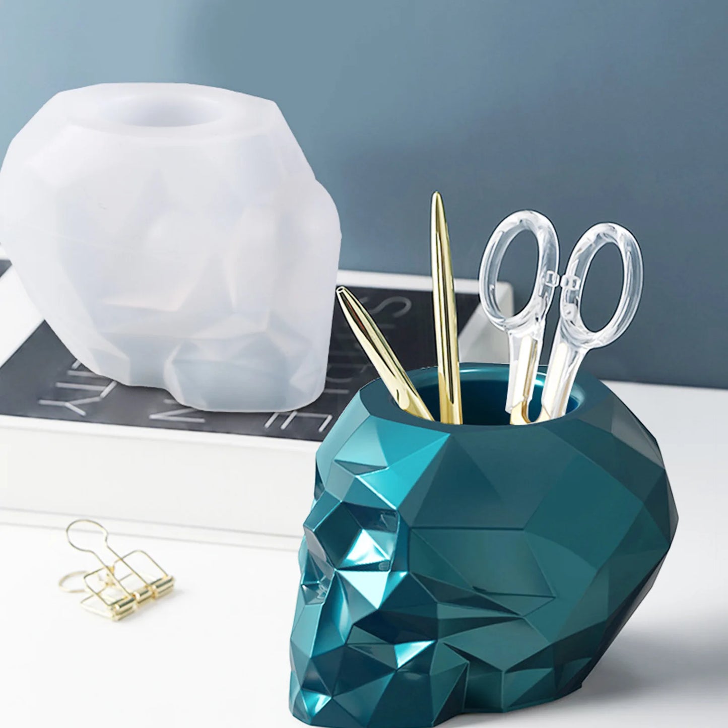 3D Geometric Skull Shape Flowerpot Planter Silicone Mould