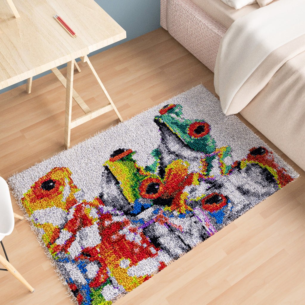 Latch Hook Rug Making Kit - Colorful Rainbow Frog Crew Design - 61 x 87cm