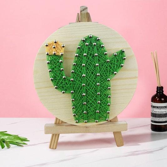 3D String Art Kit With BONUS Mini Easel Stand - Green Cactus