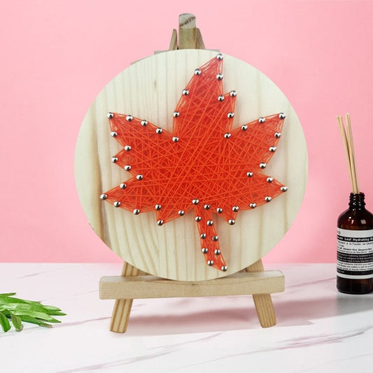 3D String Art Kit With BONUS Mini Easel Stand - Maple Leaf