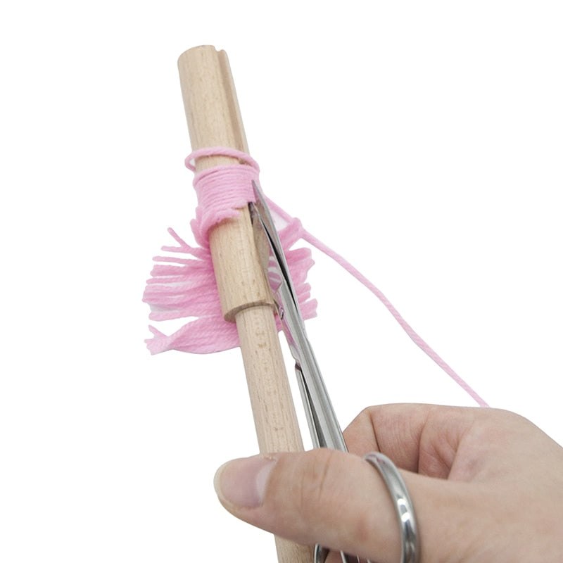 Wooden Latch Hook Kits Yarn Cutting Tool BONUS Latch Hook Needle Latch Hook Kit